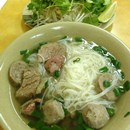 Tam Vietnamese Sandwich & Noodle Soup photo by George C.