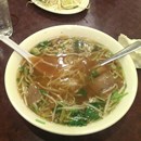 Pho Truc photo by Orlando O.