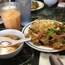 Roong-Fah Thai-Chinese Food photo by Monica H.