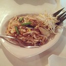 Pom's Thai Taste photo by Lina B.