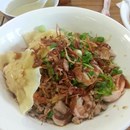 Cafe Saigon photo by Angela Yu