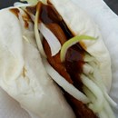 Peking Duck Sandwich Stall photo by Joanna Ng