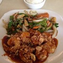 Thai Spoon photo by Elaine Trannin de Mello