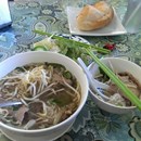 Pho Ha Linh photo by Jason Liou