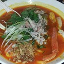 Banh Canh 3 Mien photo by Thuy Pham