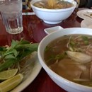 Buckeye Pho Asian Kitchen photo by Rick Honda