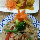 Tom Yum Koong Restaurant photo by Reinny C