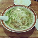 Pho Ga Huong Que Cafe photo by Wayeal Zhou