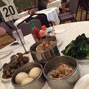 Golden Dim Sum Restaurant photo by Lin Montrarop