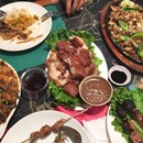 DT's Filipino Food & Karaoke photo by Anne Bayot