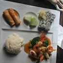 Ozu Japanese Cuisine & Lounge photo by Olivia Jongeling