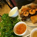 Huong Binh Restaurant photo by howard wu