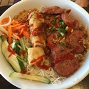 Viet Huong Restaurant photo by Natalia Carter