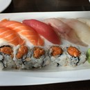 Toyo Sushi photo by Kim