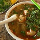 Huong Binh Restaurant photo by Samson N