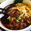 88 Beef Noodle photo by Alek Tan