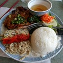 Kim Son Vietnamese Restaurant photo by @SDWIFEY