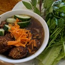 Loi's Vietnamese Restaurant photo by Brian Tran