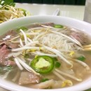 Pho Huong Lan photo by Alexis Hyuna